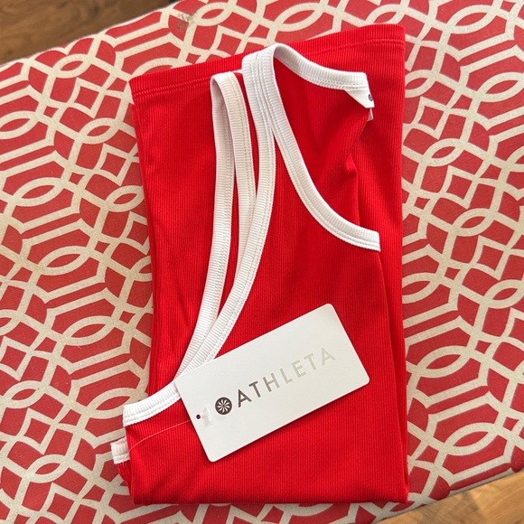 New! Athleta Signature Rib Tank - Picture 10 of 10